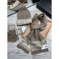 Christian Dior Caps Scarfs